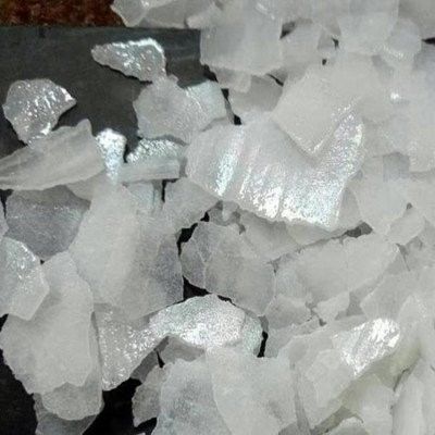 GB209-2018 NaOH Caustic Soda Điểm sôi 1390C Hòa tan trong nước để làm giấy