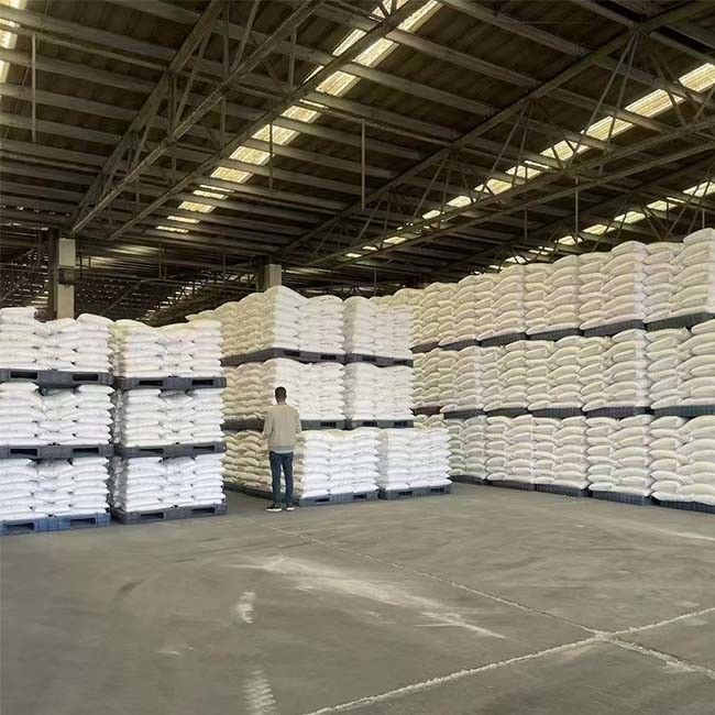 NaOH Độ tinh khiết cao Caustic Soda 99 Flakes Natri Hydroxide Flakes Sản xuất men