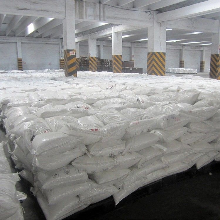 GB209-2018 NaOH Caustic Soda Điểm sôi 1390C Hòa tan trong nước để làm giấy
